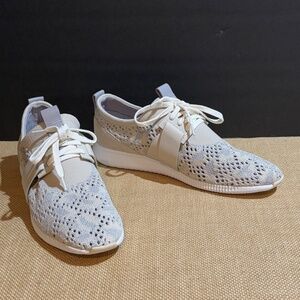 Cole Haan Zerogrand Stitchlite Oxford Perforated Women Sneakers 8.5B Comfort EUC